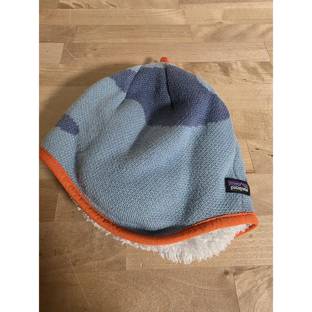 Patagonia Baby Reversible Beanie Polar Bears Play Knit Big Sky Blue 6 Months - Picture 2 of 7